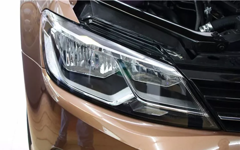 成都天一車(chē)燈大燈升級(jí)改裝米石M2性能版LED大燈雙光透鏡