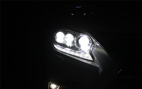 雷克薩斯GX升級(jí)米石LED雙光透鏡