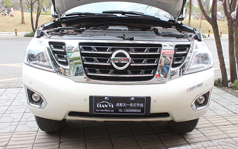 成都天一車燈途樂(lè)改LED雙光透鏡實(shí)拍