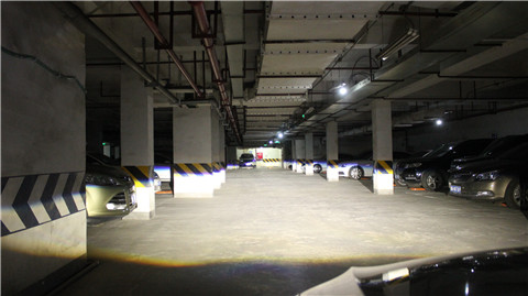 成都天一車燈奧迪A6L車燈升級(jí)LED雙光透鏡近光實(shí)拍