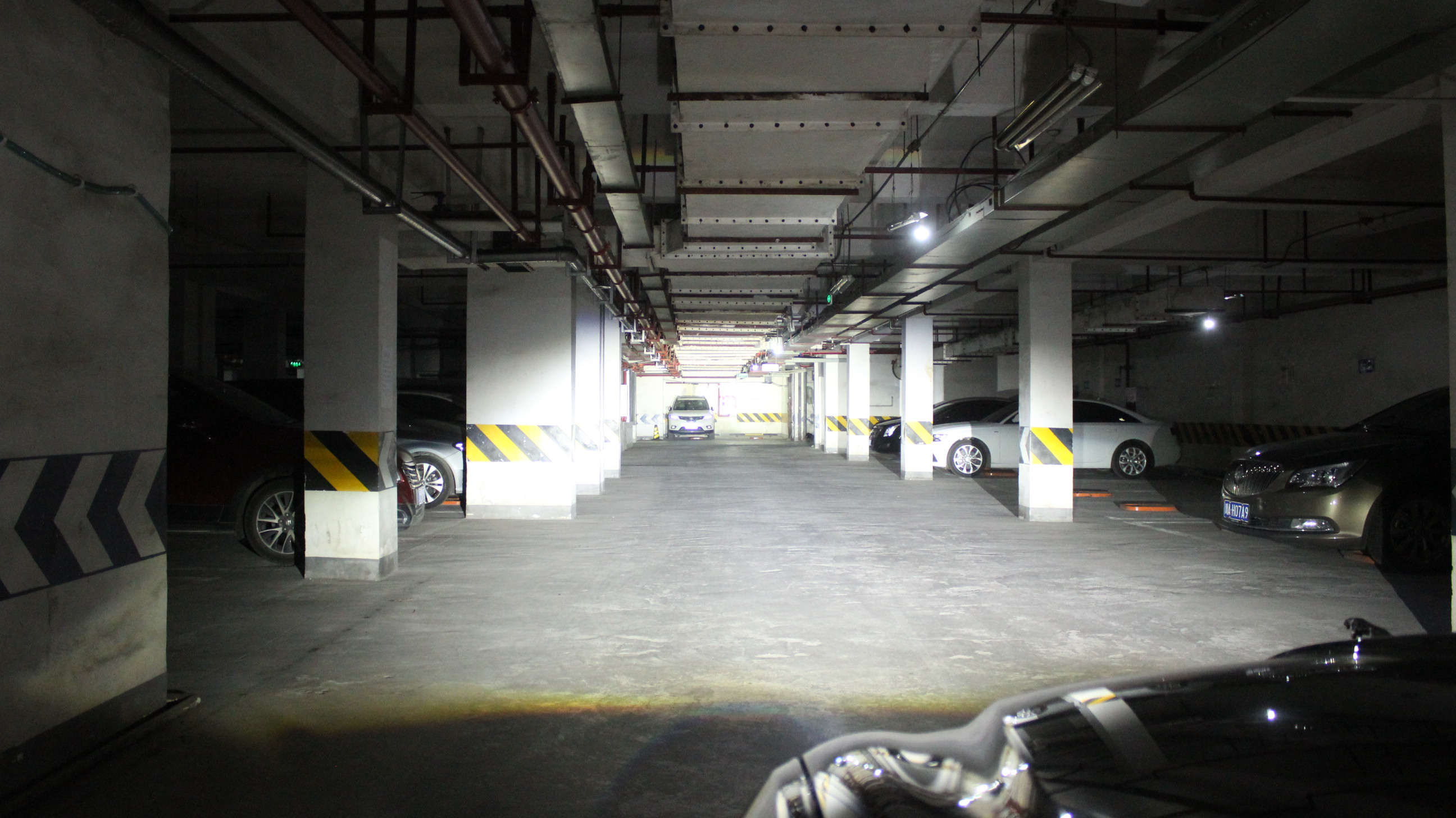 成都捷豹XF升級LED透鏡遠光效果實拍