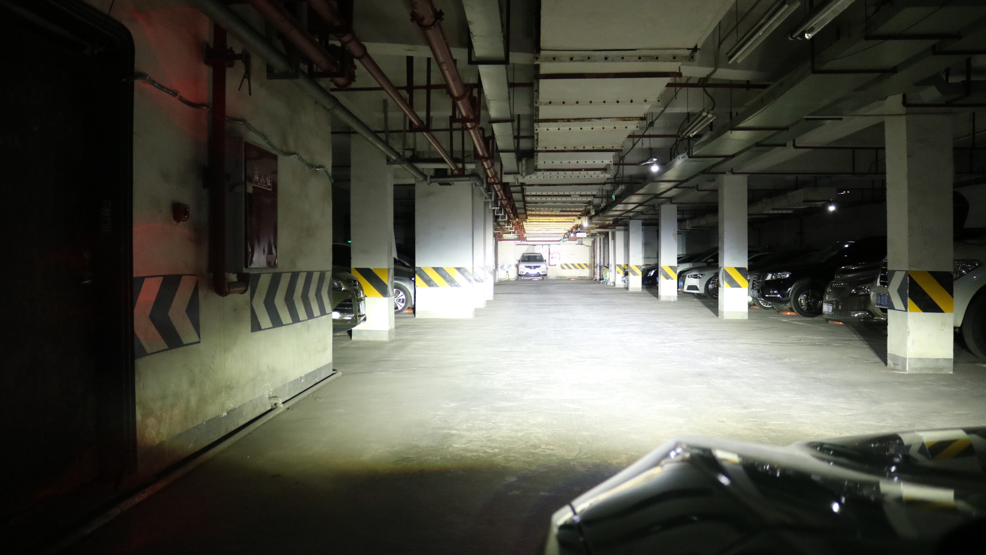 天一車燈思域車燈改裝四透鏡遠(yuǎn)近光效果實拍