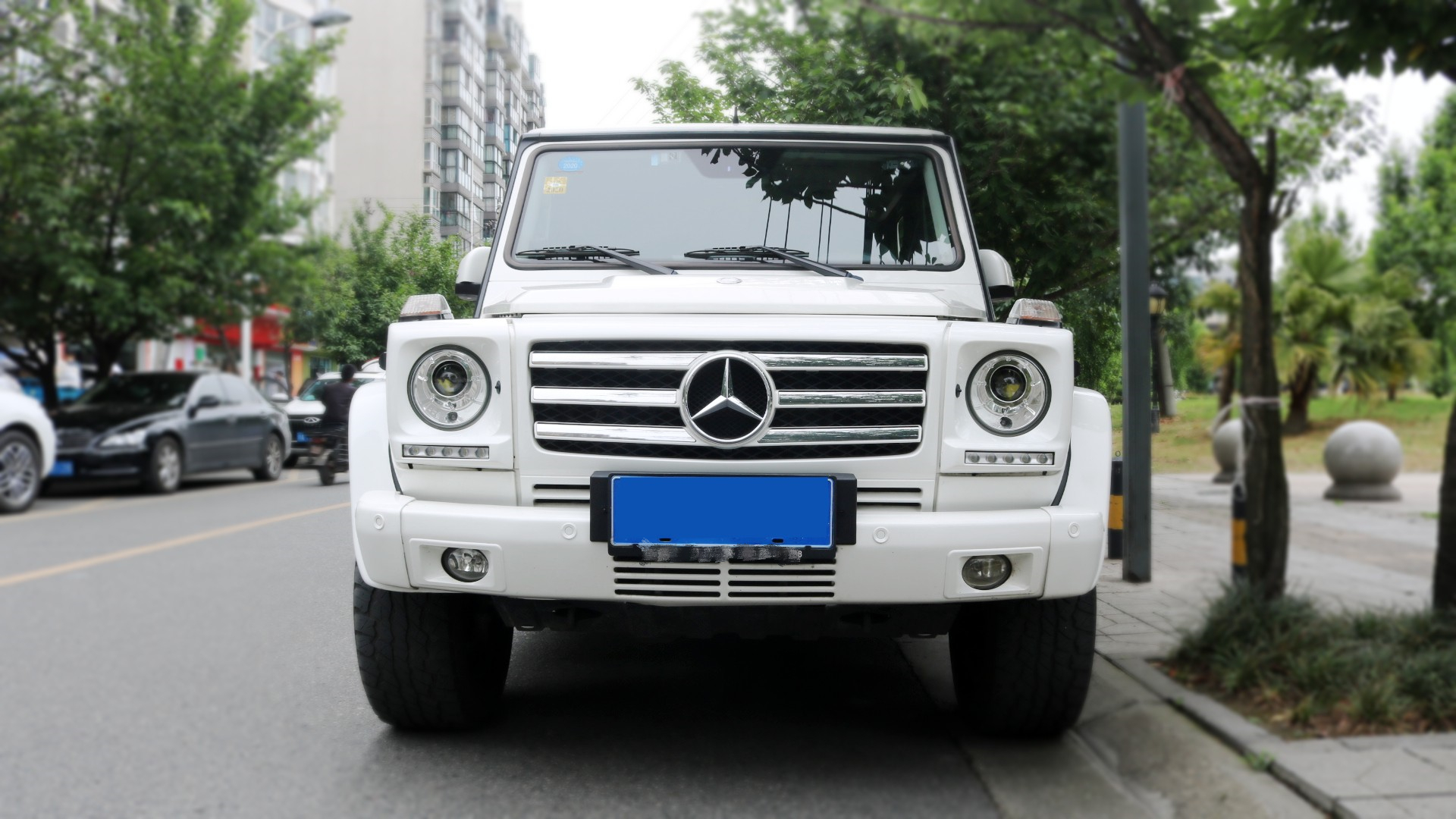 成都奔馳大G車(chē)燈改裝激光大燈透鏡